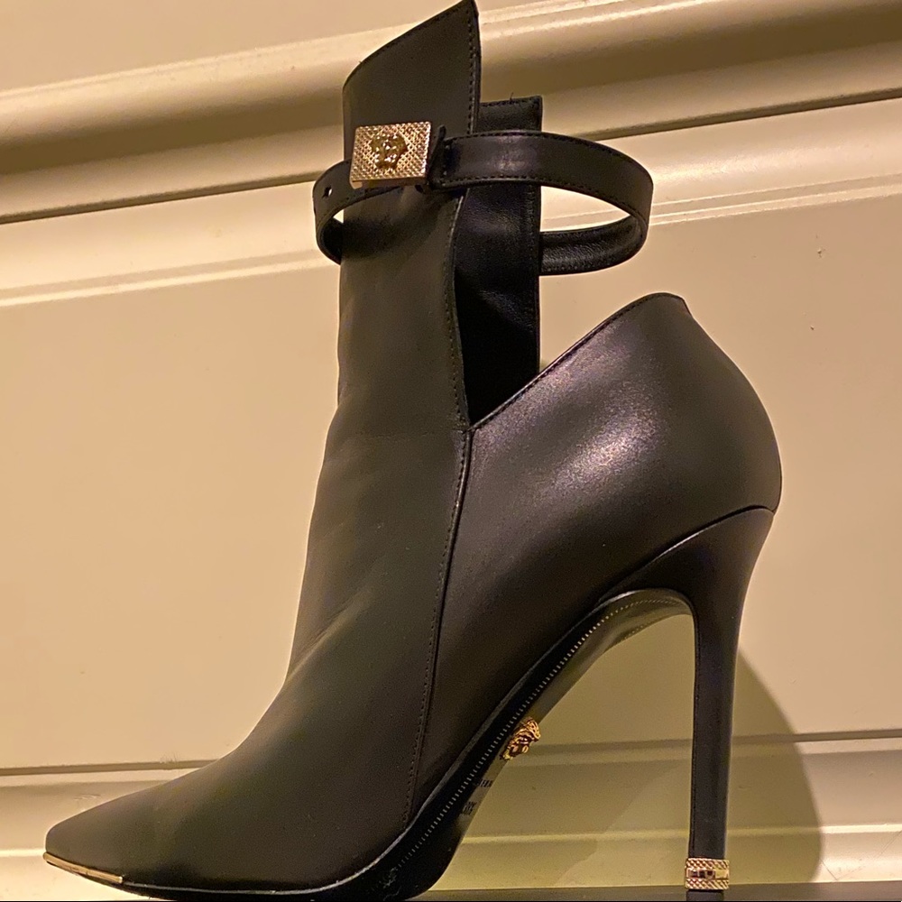 Versace heel booties AUTHENTIC - Picture 4 of 8